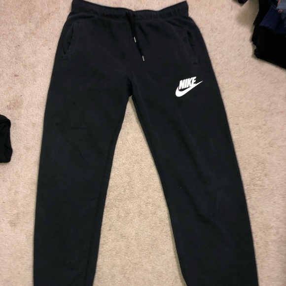 nike sweatpants with scrunch bottoms